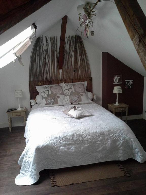 Le Coq En Pate Bed & Breakfast Péronne Exterior photo