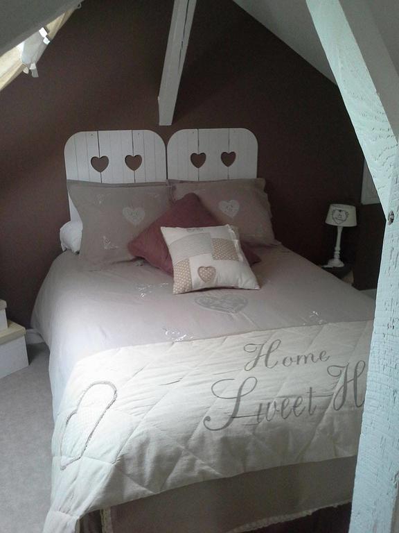 Le Coq En Pate Bed & Breakfast Péronne Exterior photo
